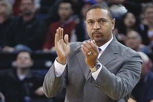 NBA klubo „Golden State Warriors“ treneriui apkarto seksas su striptizo šokėja