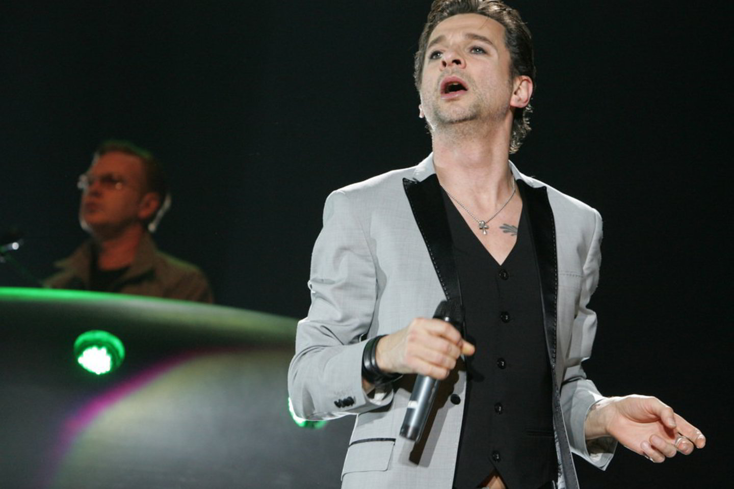 Interneto svetainė "depechemode.de" teigia, kad grupė "Depeche Mode" kitų metų gegužę koncertuos Lietuvoje.