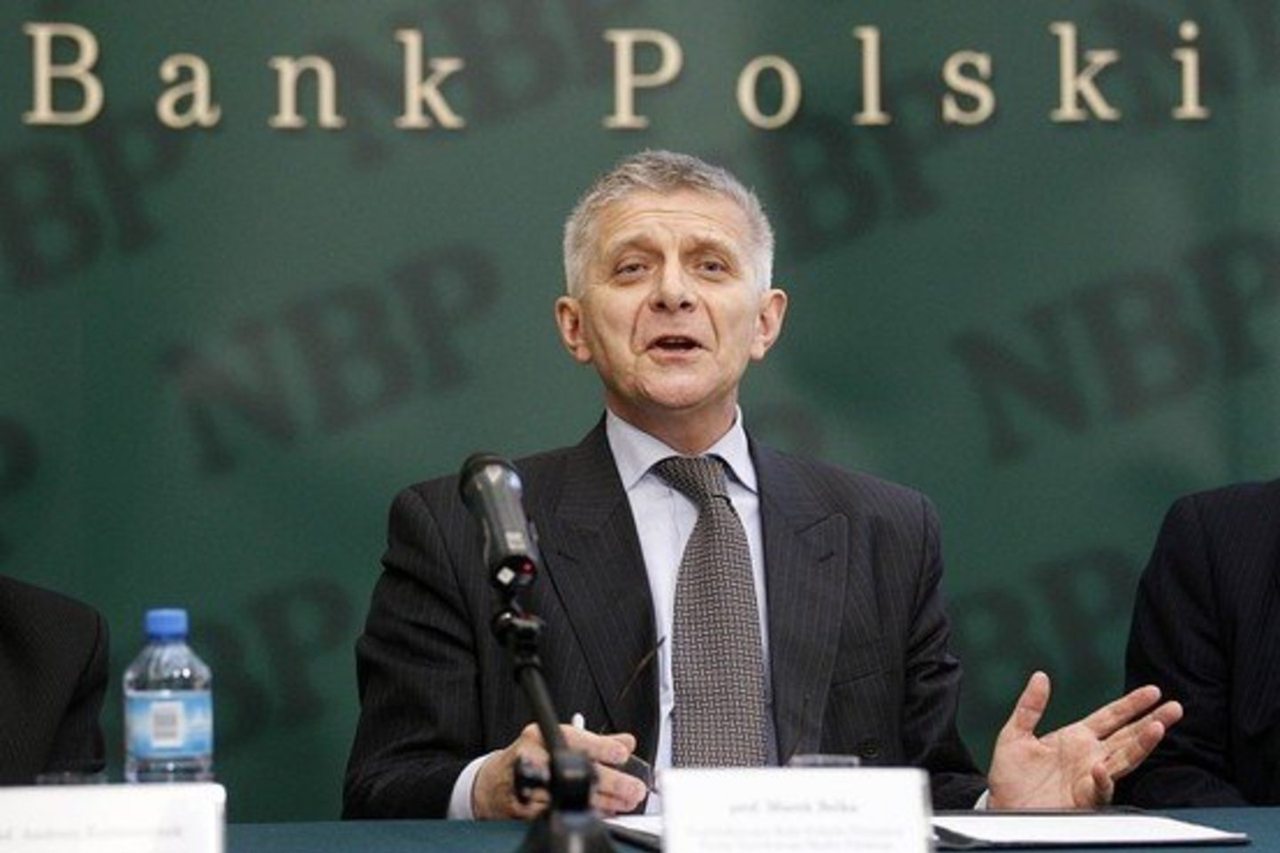 Lenkijos centrinio banko prognozės šaliai teigiamos.