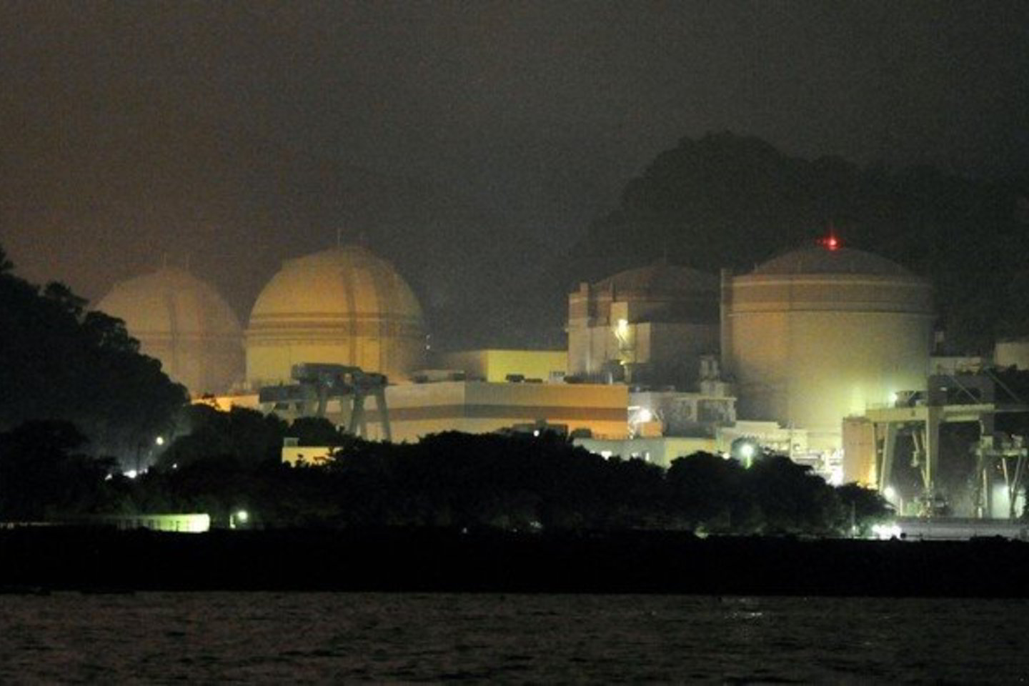 Atidavus naudoti 3-čiąjį reaktorių, „Kansai Electric“ gaminamos elektros energijos kiekis padidėjo iki 1,71 mln. kilovatų.