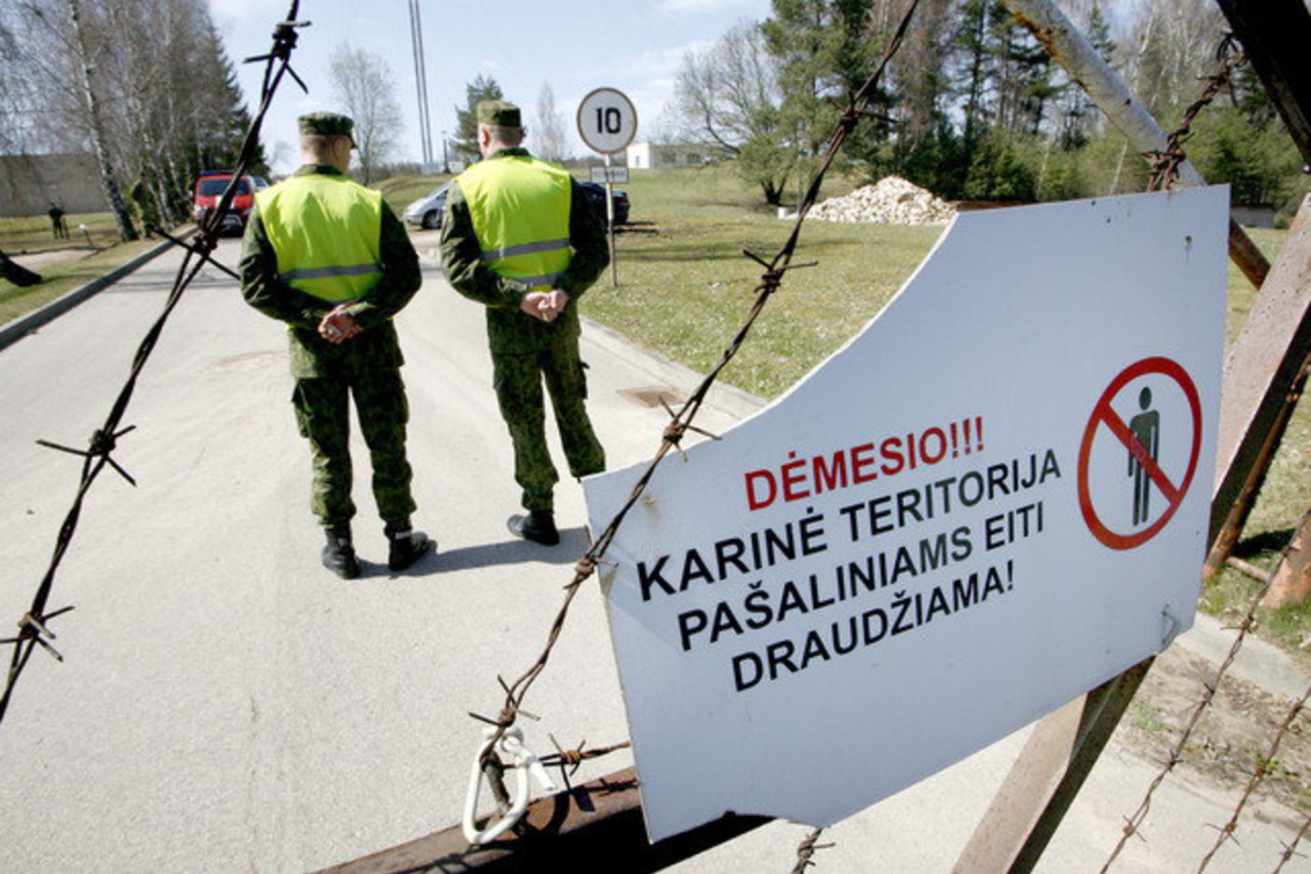 Bomba sprogo Lietuvos kariuomenės Juozo Vitkaus inžinerijos bataliono Sprogmenų neutralizavimo kuopos 3-ojo sprogmenų neutralizavimo skyriaus naudojamose tarnybinėse patalpose.