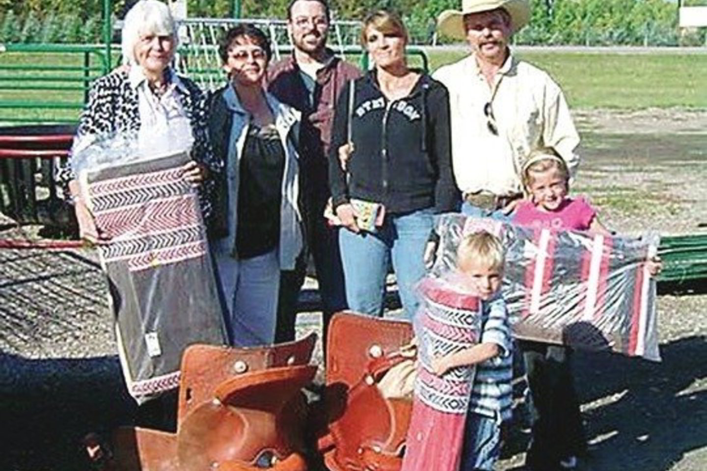 J. Sterkel (kairėje) įkurtoje Vaikų rančoje, rusų manymu, amerikiečiai įtėviai tiesiog numeta įsivaikintus mažamečius.