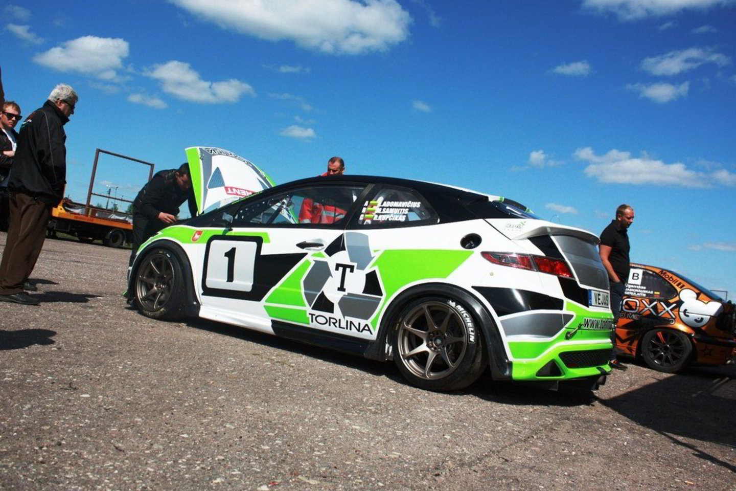 Pernai "Honda Civic Type-R" lenktynėse nugalėjęs M. Samuitis pateikė tikrą sensaciją.