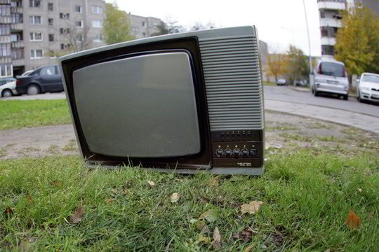 Po 100 dienų kas penktas gyventojas nebematys televizijos