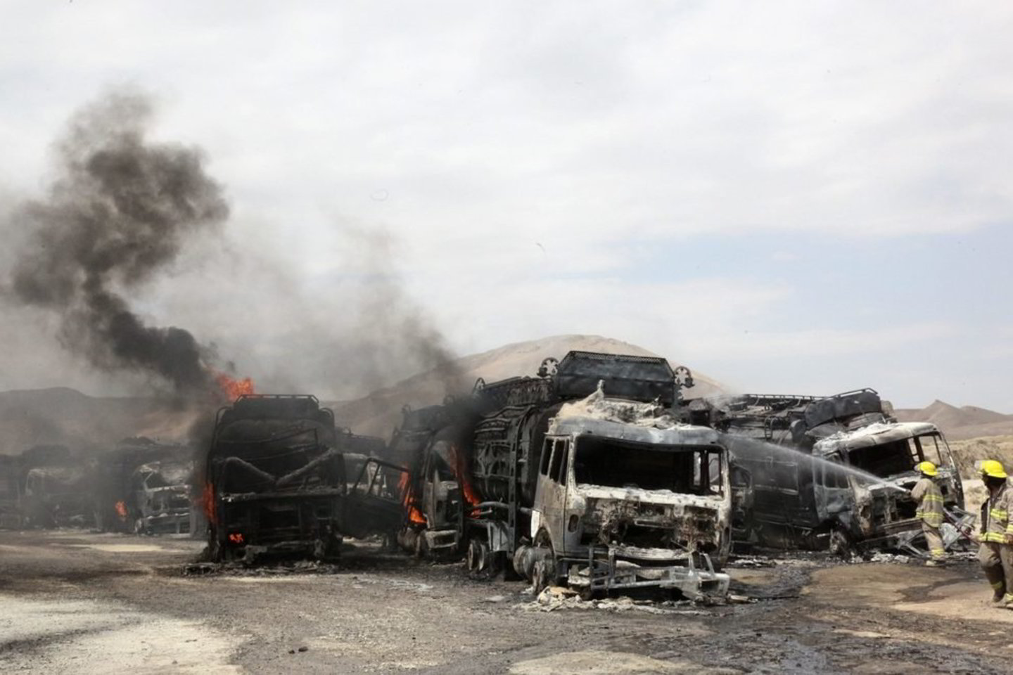 Ketvirtadienį per Talibano išpuolį Šiaurės Afganistane žuvo aštuoni civiliai, o per atakas rytinėje ir pietinėje šalies dalyje - du NATO kariai.