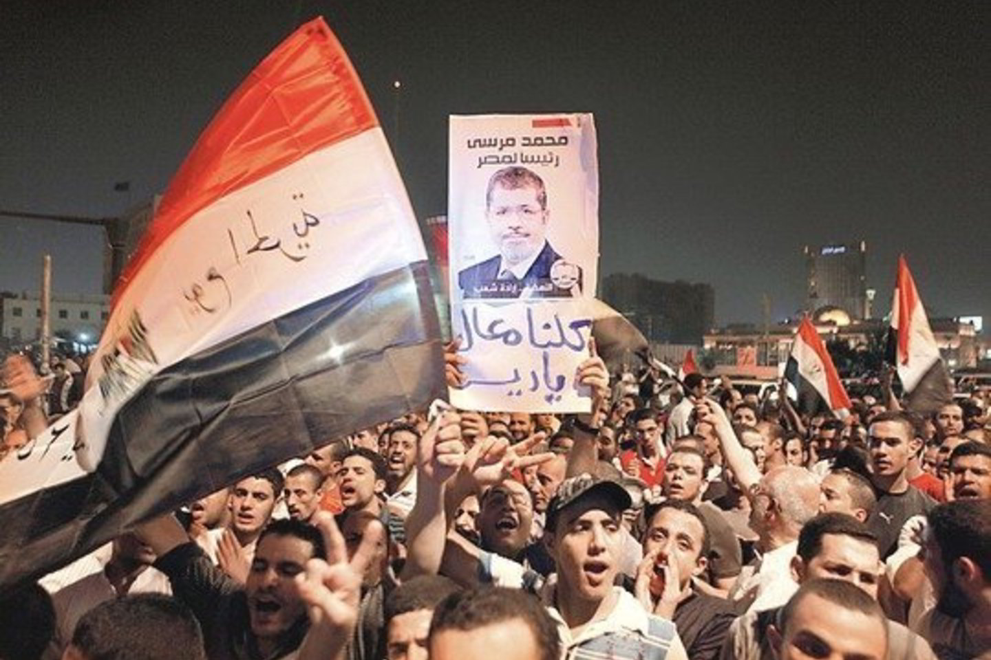 Egiptiečiai sveikino prezidentą M. Mursi, esą pasipriešinusį demokratijos plėtrą šalyje stabdantiems generolams.