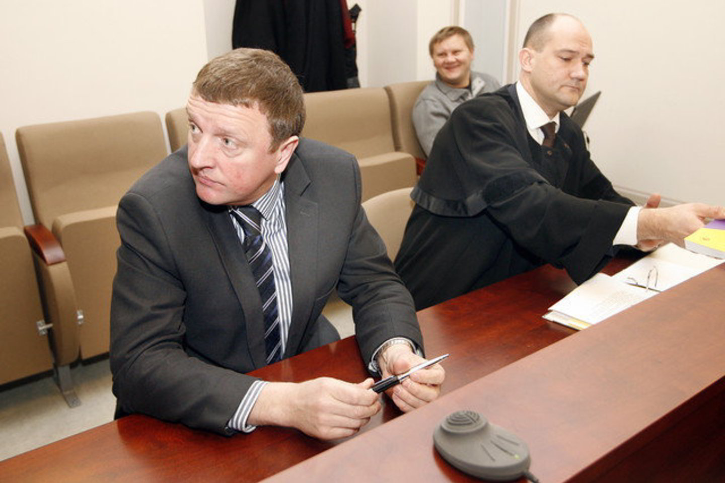 Buvęs FNTT vadovas teigia, kad Gariūnų bylai vadovauja nebe tyrėjai, o kontrabandininkai.