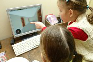 Psichologė: vaikas, neturintis mobiliojo, neturėtų dėl to išgyventi