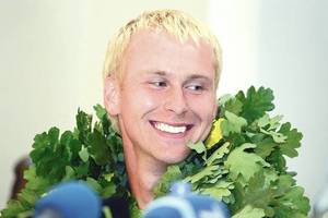 Dėl savo akinamo baltumo šypsenos olimpietis J. Šuklinas sulaukia odontologų pastabų