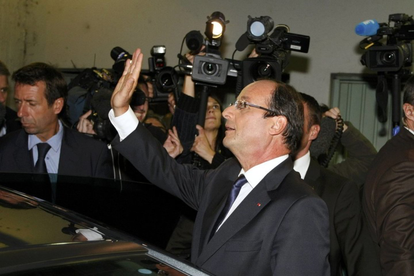F. Hollande'o ministrų kabinetas jau patvirtino ES fiskalinės drausmės paktą.