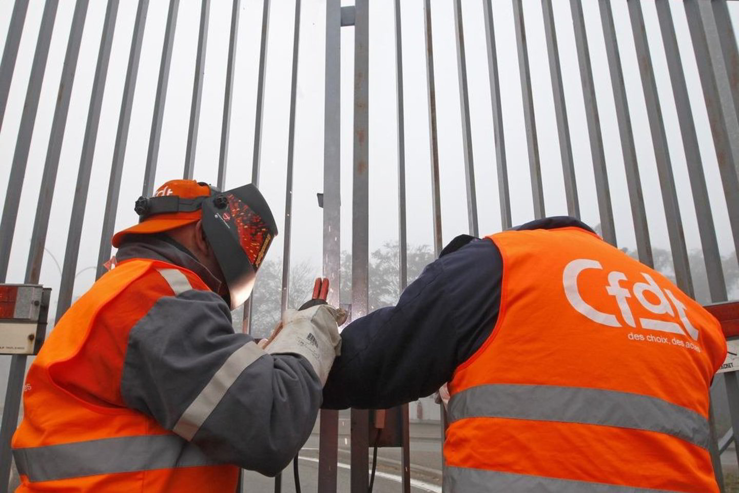 Prancūzijos darbininkai užėmė metalurgijos įmonės, priklausančios kompanijai „ArcelorMittal“ Floranžo mieste, teritoriją.