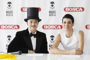 „Mados infekcijos“ pristatyme R. Mikailionytė ir S. Straukaitė tapo jaunavedžių pora