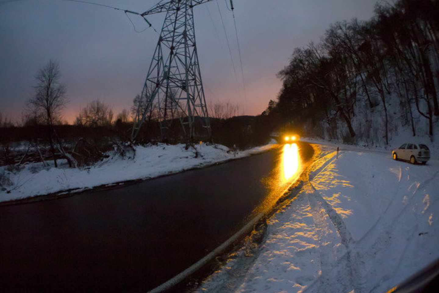 Vairuotojai turėtų būti atsargūs.