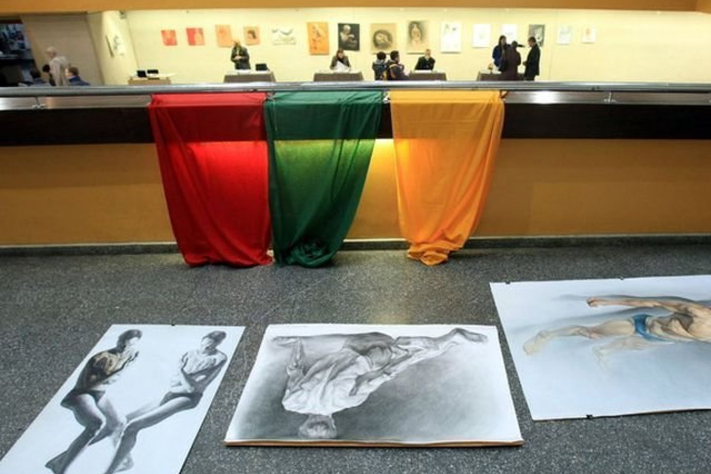 Agitacijos draudimo laikotarpis prasidėjo šeštadienį 1 val. nakties ir baigsis sekmadienį 20 val. kartu su rinkimų apylinkių uždarymu.