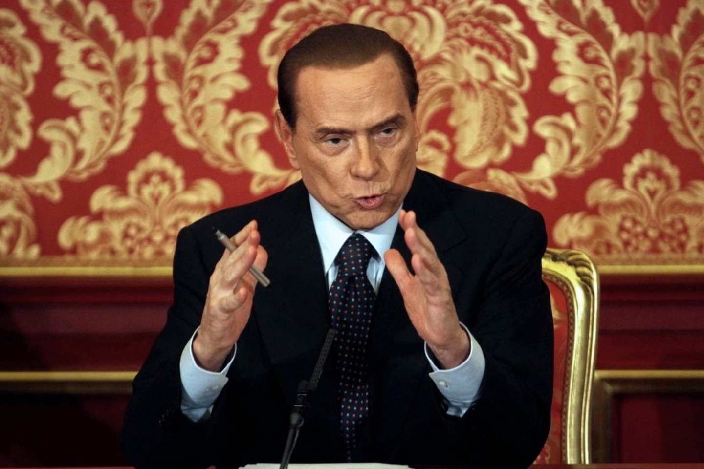 Pasak S. Berlusconi, valdantieji veda Italiją į dar didesnį nuosmukį.