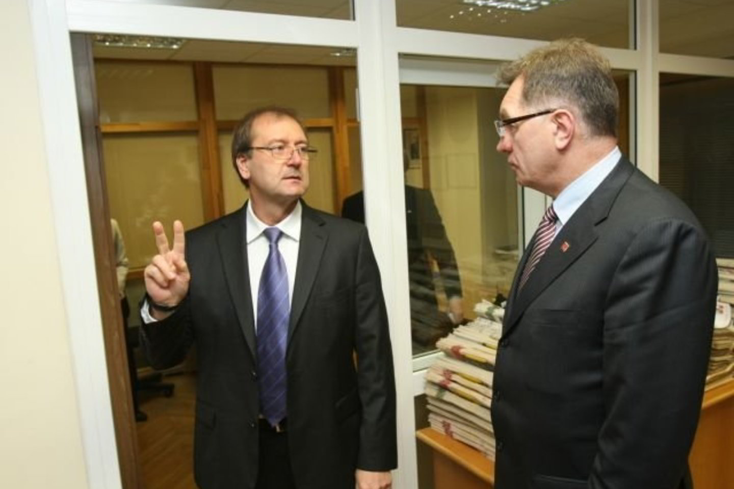 Seime vyksta Lietuvos socialdemokratų partijos, Darbo partijos bei partijos „Tvarka ir teisingumas“ atstovų susitikimas būsimos Vyriausybės programai aptarti.