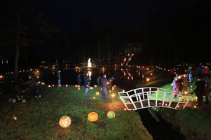 Šimtai žibintų iš moliūgų mistiškai nušvietė Švėkšnos parką