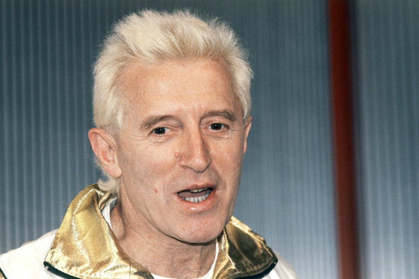 Policija nurodo, kad iškilo maždaug 300 įtariamų išnaudojimo aukų, susijusių su J. Savile'iu.