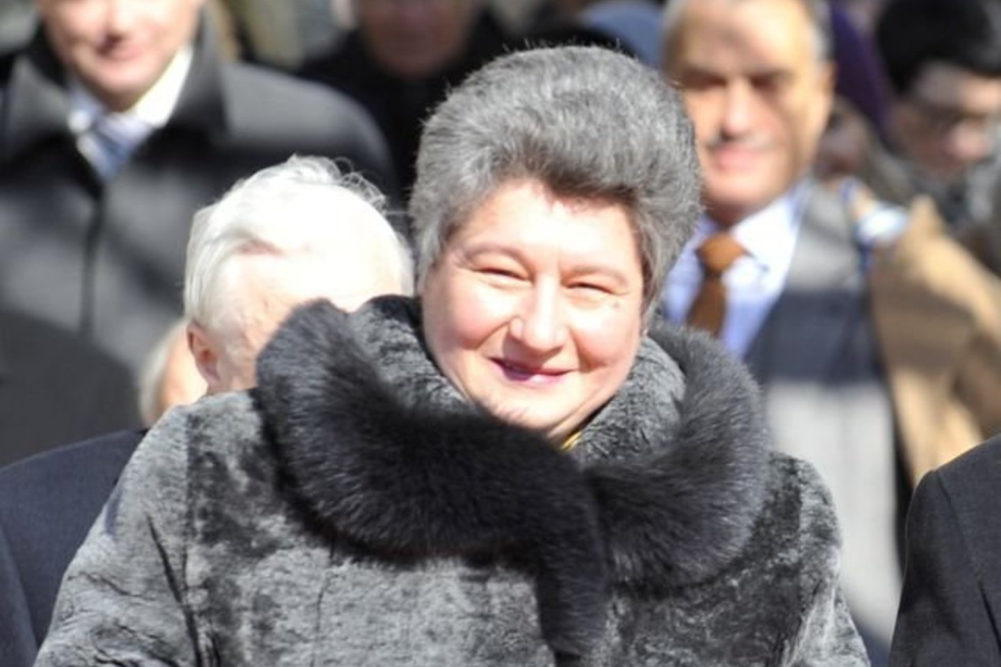 B. Valionytė teigė, kad dvi dešimtys laišką pasirašiusių signatarų neteikia prezidentei kokių nors siūlymų, ką valstybės vadovė turėtų daryti, tik nori išsakyti savo nuomonę į susidariusią padėtį.