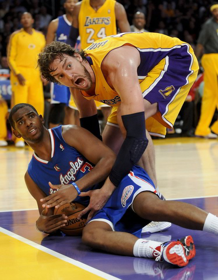 Pralaimėję visas ikisezonines rungtynes „Lakers“ krepšininkai penktadienį savo aikštėje 95:105 (23:28, 24:24, 20:30, 28:23) nusileido Los Andželo „Clippers“ ekipai