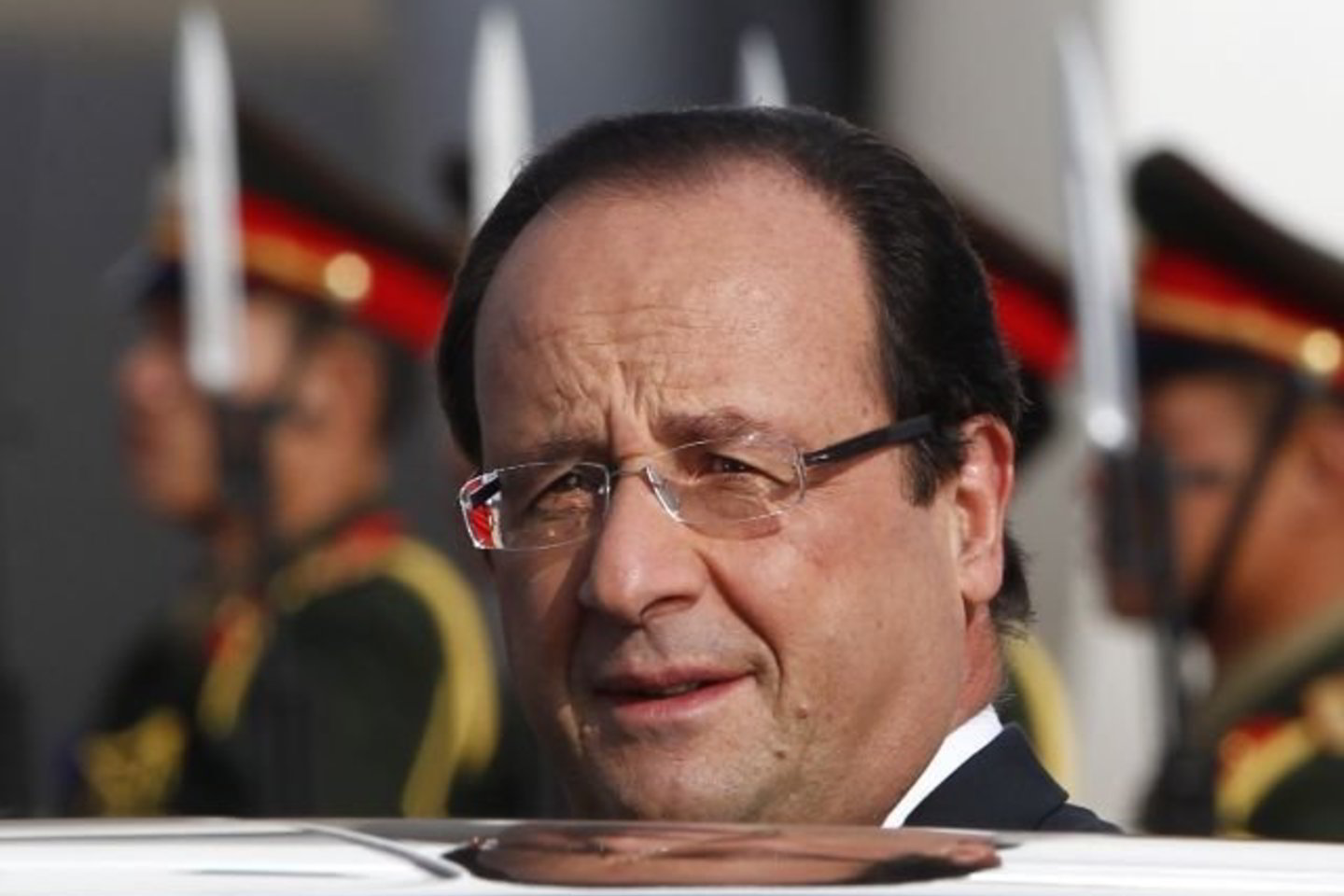 Įstatymo projektas dėl gėjų santuokų prezidento Francois Hollande'o vyriausybei turi būti pateiktas trečiadienį.