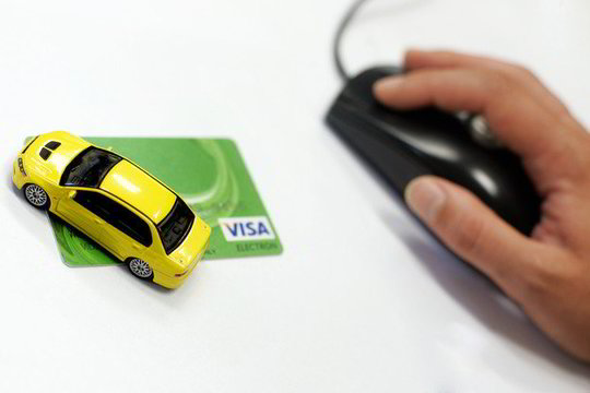 Pirkti automobilį išsimokėtinai - kvailas sprendimas?