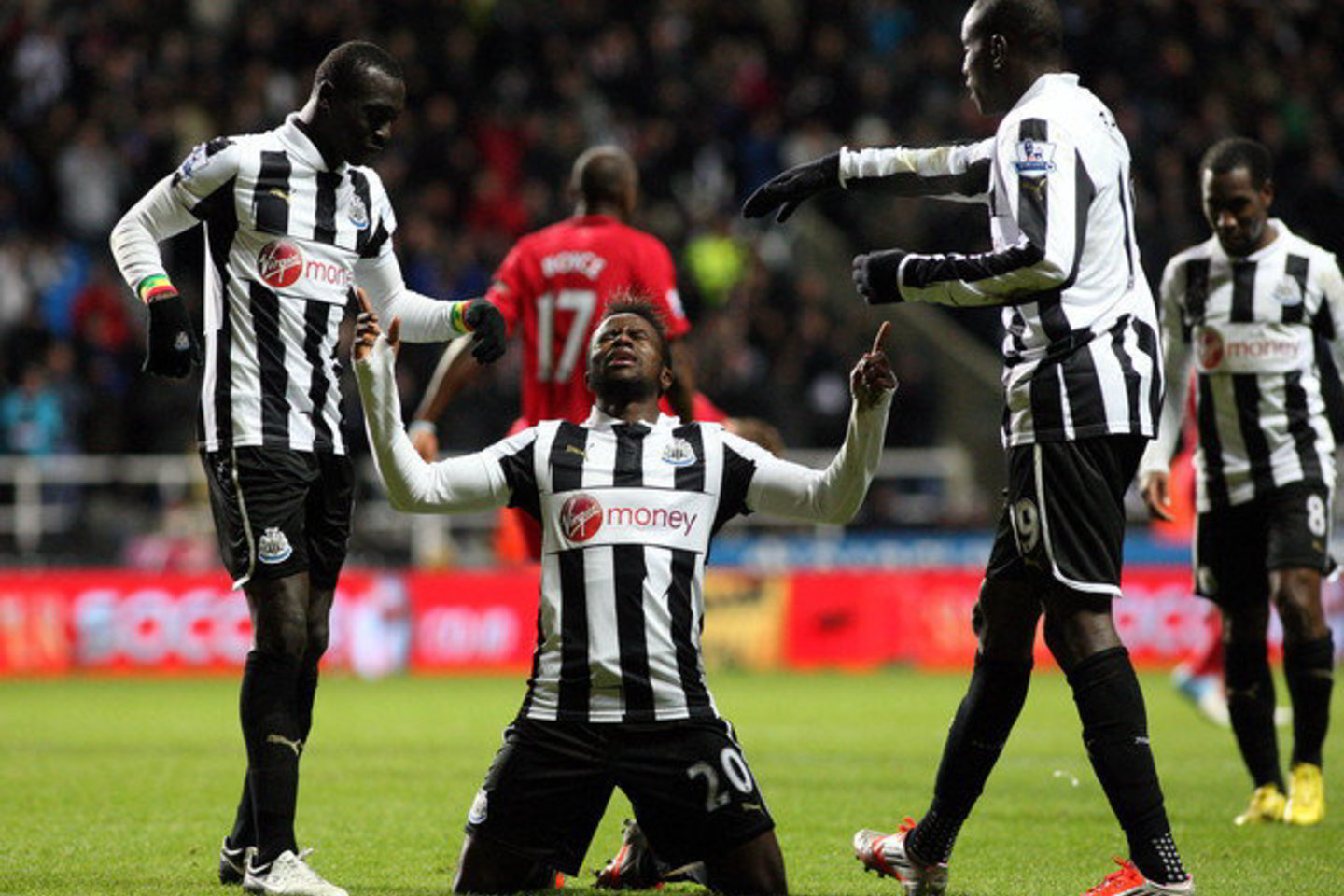 „Newcastle United“ - „Wigan“.