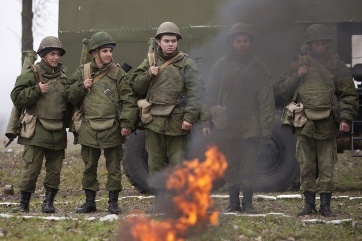 Rusija senų sprogmenų utilizavimui yra pasirinkusi karinį poligoną šalia sienos su Lietuva, ir pasienio gyventojai nuolat jaučia sprogdinimų keliamus nepatogumus.
