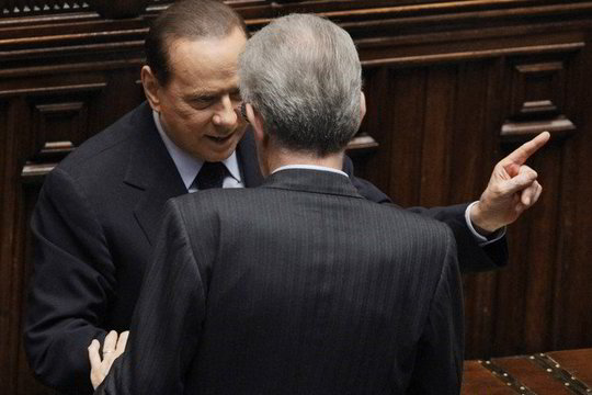 S. Berlusconi pažėrė kritikos premjerui M. Monti
