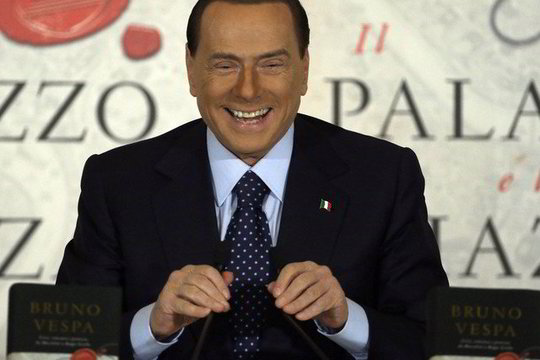 Buvęs Italijos premjeras S. Berlusconi susižadėjo su 50 metų jaunesne moterimi