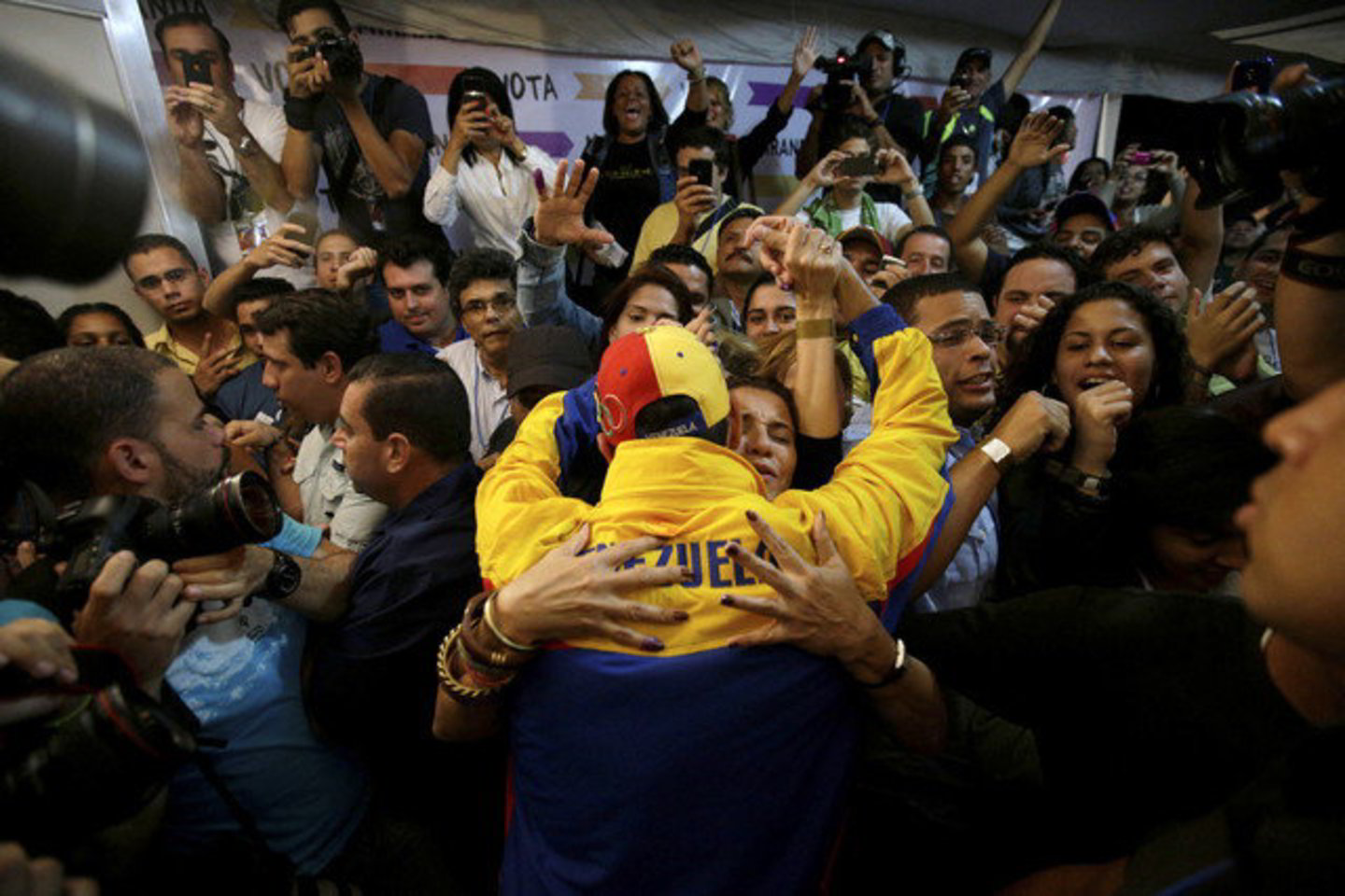 H. Caprilesas vėl išrinktas Mirandos valstijos gubernatoriumi.