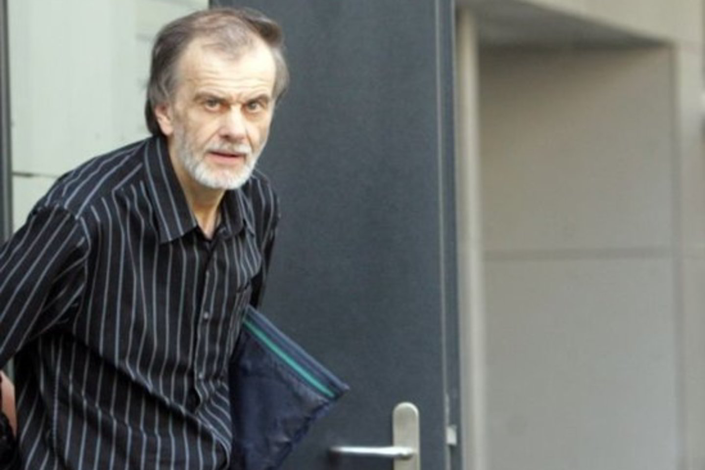 E. Čekanavičius buvo nuteistas už tai, kad 2009 metų vasarą įsigijęs narkotinių ir psichotropinių medžiagų apsvaigino jomis mažametį berniuką ir seksualiai jį prievartavo.