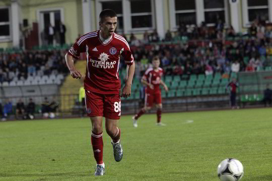 Jaunasis ekranietis vaikystėje karatė išmainė į futbolą