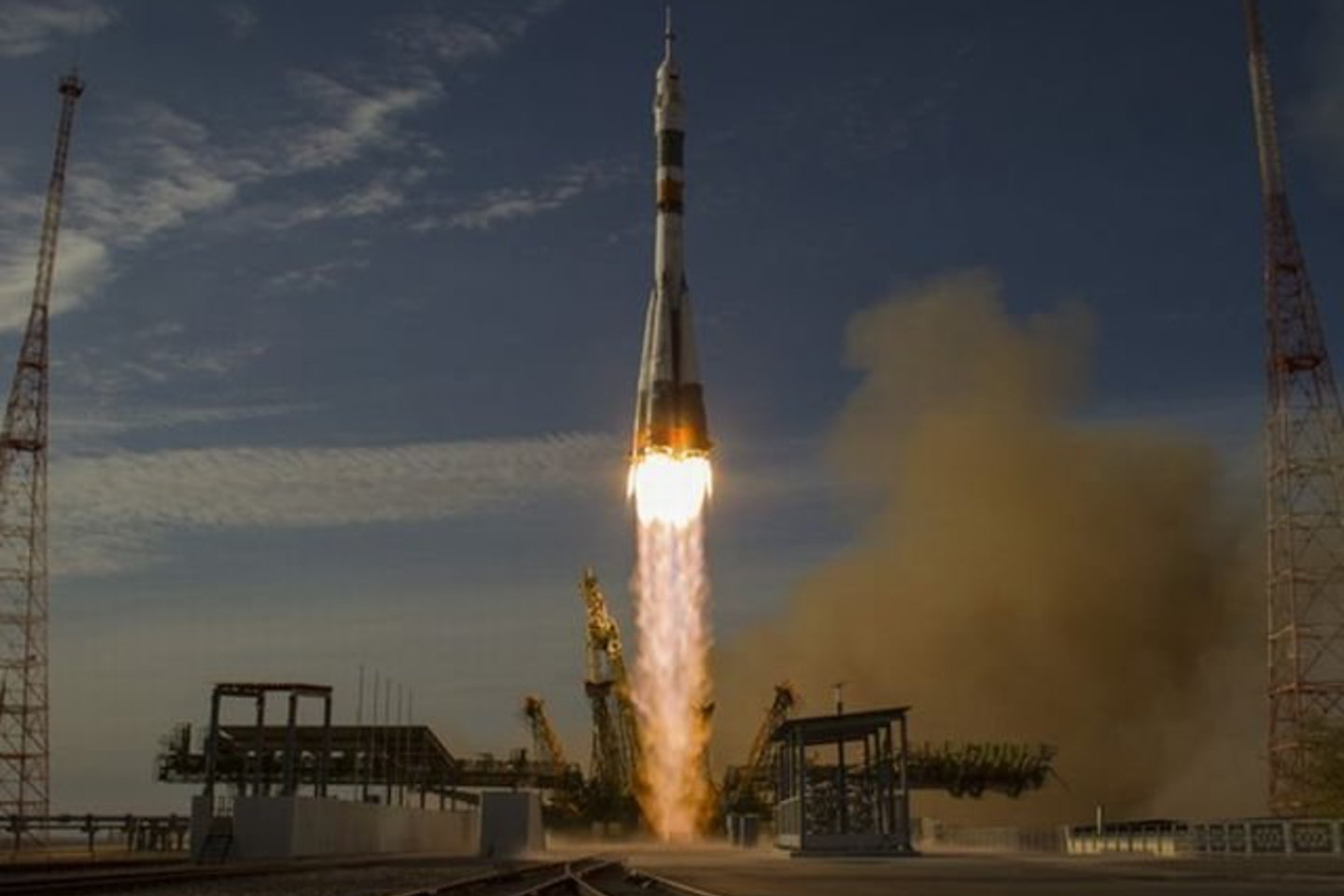 Erdvėlaivis „Sojuz“ iš kosmodromo pakilo trečiadienį ir per devynias minutes atsiskyrė nuo raketos nešėjos ir pasiekė orbitą.
