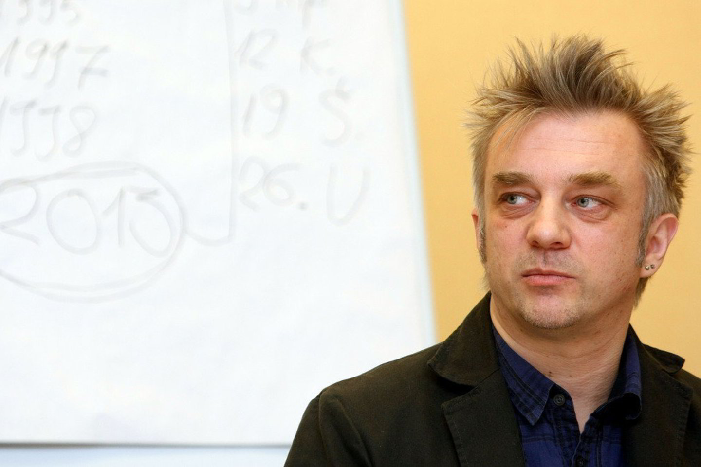 „Pasakysiu taip – kol nepamatysiu, kad jis tikrai atėjo į TV studiją, to negalėsiu nei patvirtinti, nei paneigti“, - apie A. Mamontovo (nuotr.) dalyvavimą komisijoje sakė „Eurovizijos“ atrankos prodiuseris A. Giržadas.
