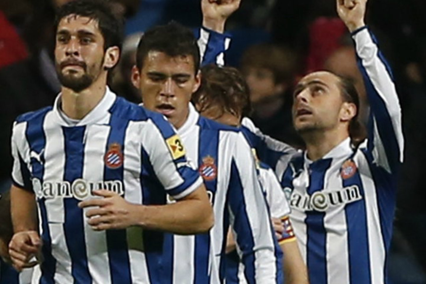„Espanyol“ futbolininkai džiaugiasi pergale.
