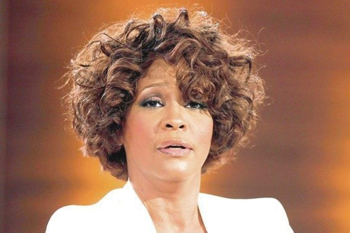 Whitney Houston nužudė narkotikų prekeiviai ir tai įrodo stebėjimo kamerų nufilmuota medžiaga, teigia vienas privatus Holivudo tyrėjas.