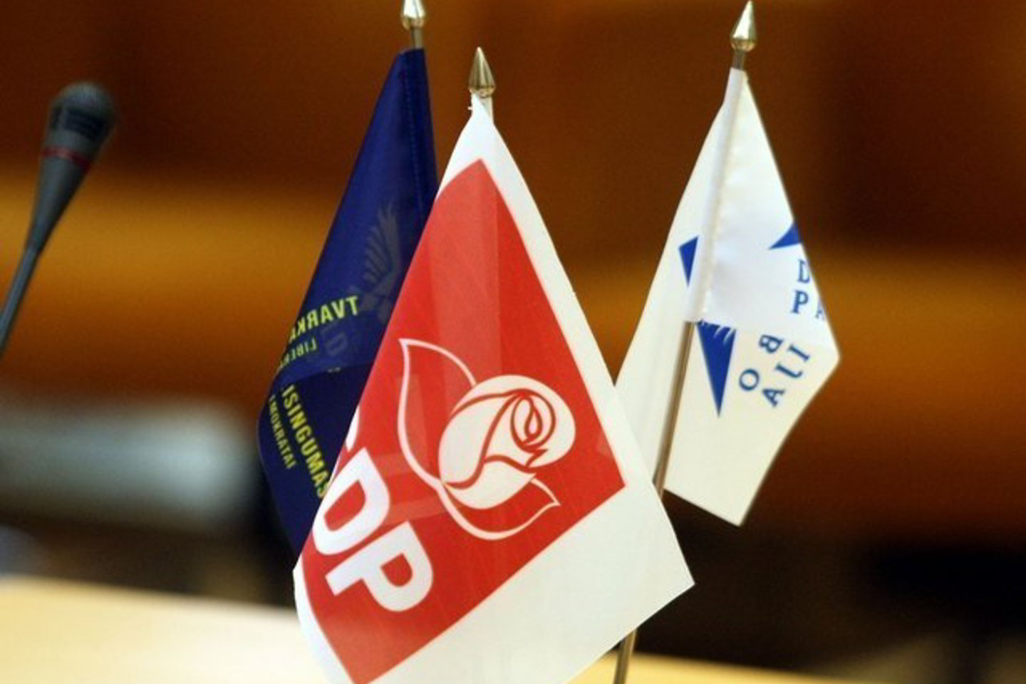 Premjeras tikisi, kad valdančiojoje koalicijoje daugiau nebus ginčų dėl Darbo partijos vadinamosios juodosios buhalterijos bylos.