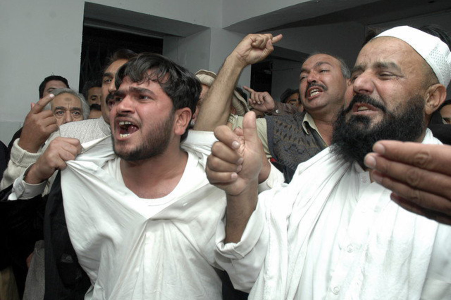 Pakistano Talibanas yra nuo Afganistano Talibano atskira organizacija.