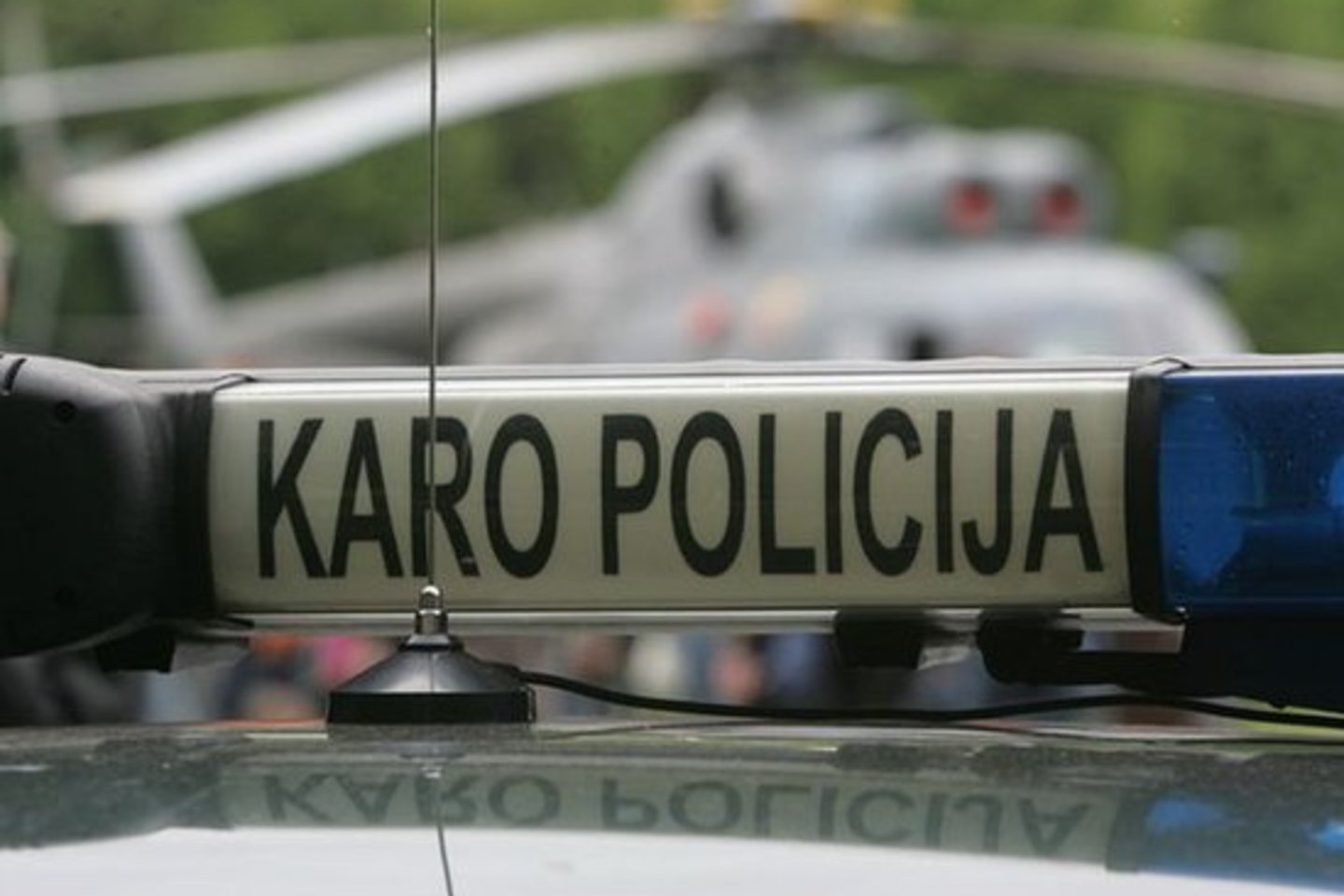 Patruliams pareigūnas siūlė 10 tūkst. litų kyšį.