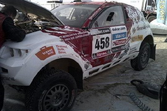 Incidentai Dakaro ralyje B. Vanagą gramzdina į filosofinius apmąstymus (video)