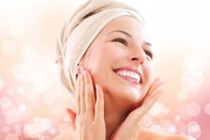 Grožis šalčio metu: kuo save palepinti?