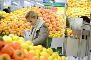 Ką įvairūs žmonės perka gavę atlyginimą?