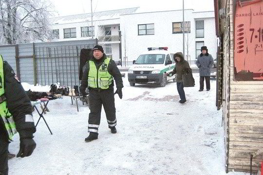 Kontrabandiniais rūkalais prekiaujančiam marijampoliečiui 400 tūkst. litų bauda - nė motais