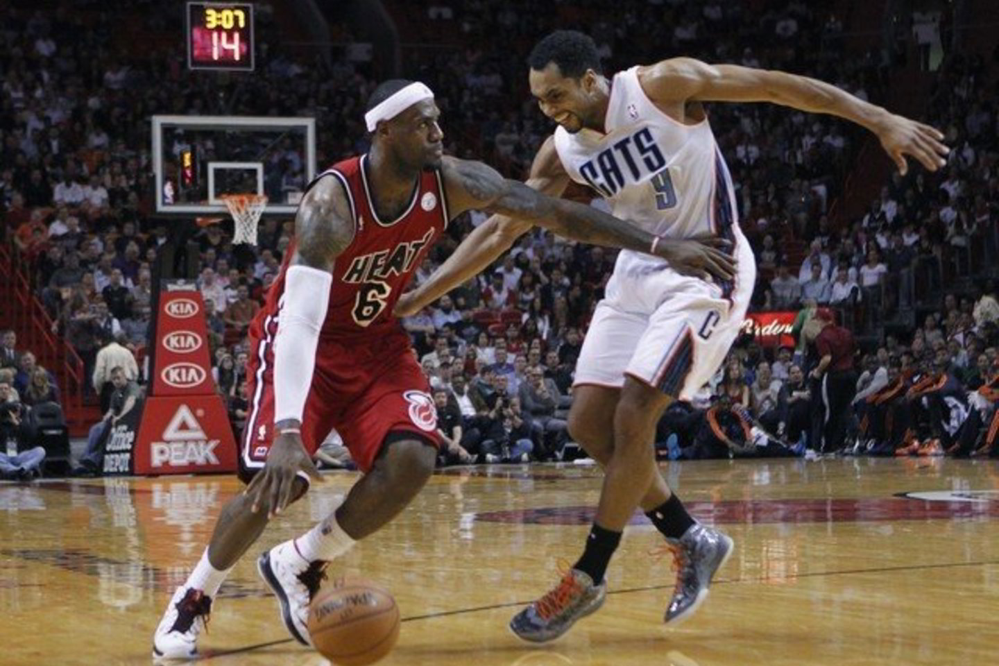 „Heat“ - „Bobcats“.