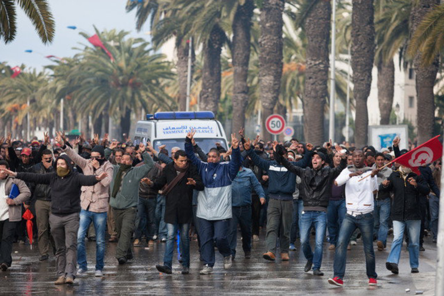 Tunise ir kituose miestuose kilo protestai, vos tik juos pasiekė žinia apie Ch. Belaido nužudymą valstybėje, kurioje prieš dvejus metus buvo nuverstas prezidentas.
