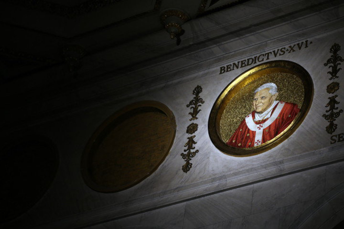 Benediktas XVI vienuolyne negyvens visiškai atsiskyrėliško gyvenimo.