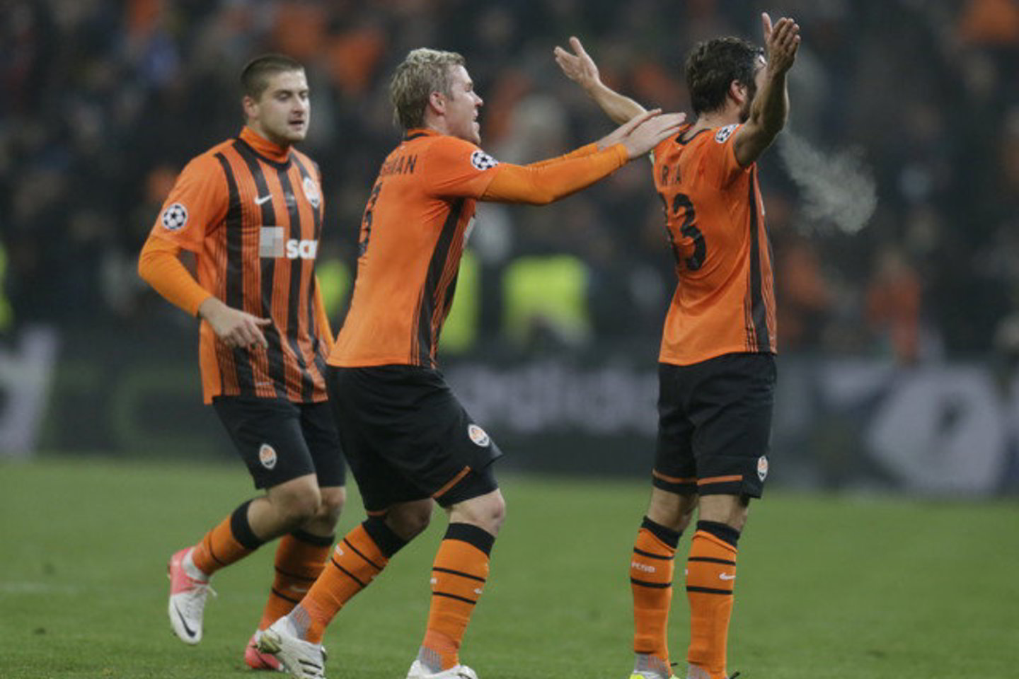 Trečiadienį Čempionų lygos aštuntfinalyje „Šachtar“ su Vokietijos čempionais Dortmundo „Borussia“ futbolininkais sužaidė 2:2.