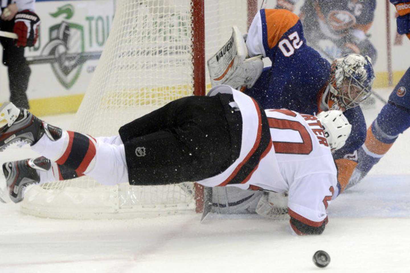 „Islanders“ - „Devils“.