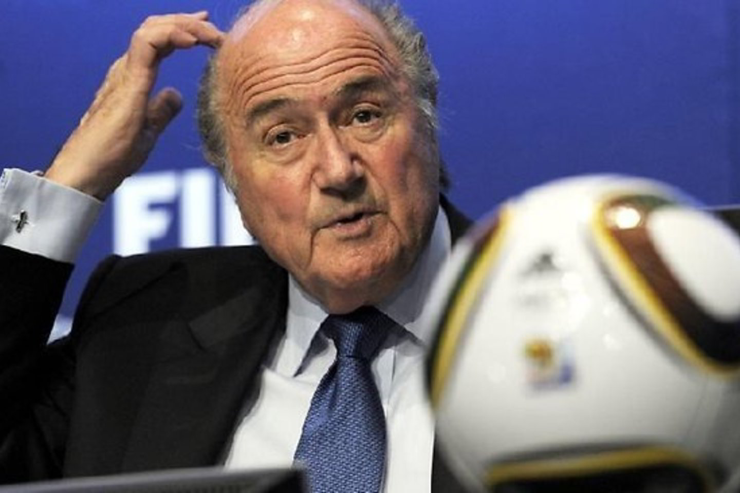 FIFA prezidentas įsitikinęs, jog po UEFA sprendimo reikėtų net pakeisti būsimų varžybų pavadinimą.<br>AP